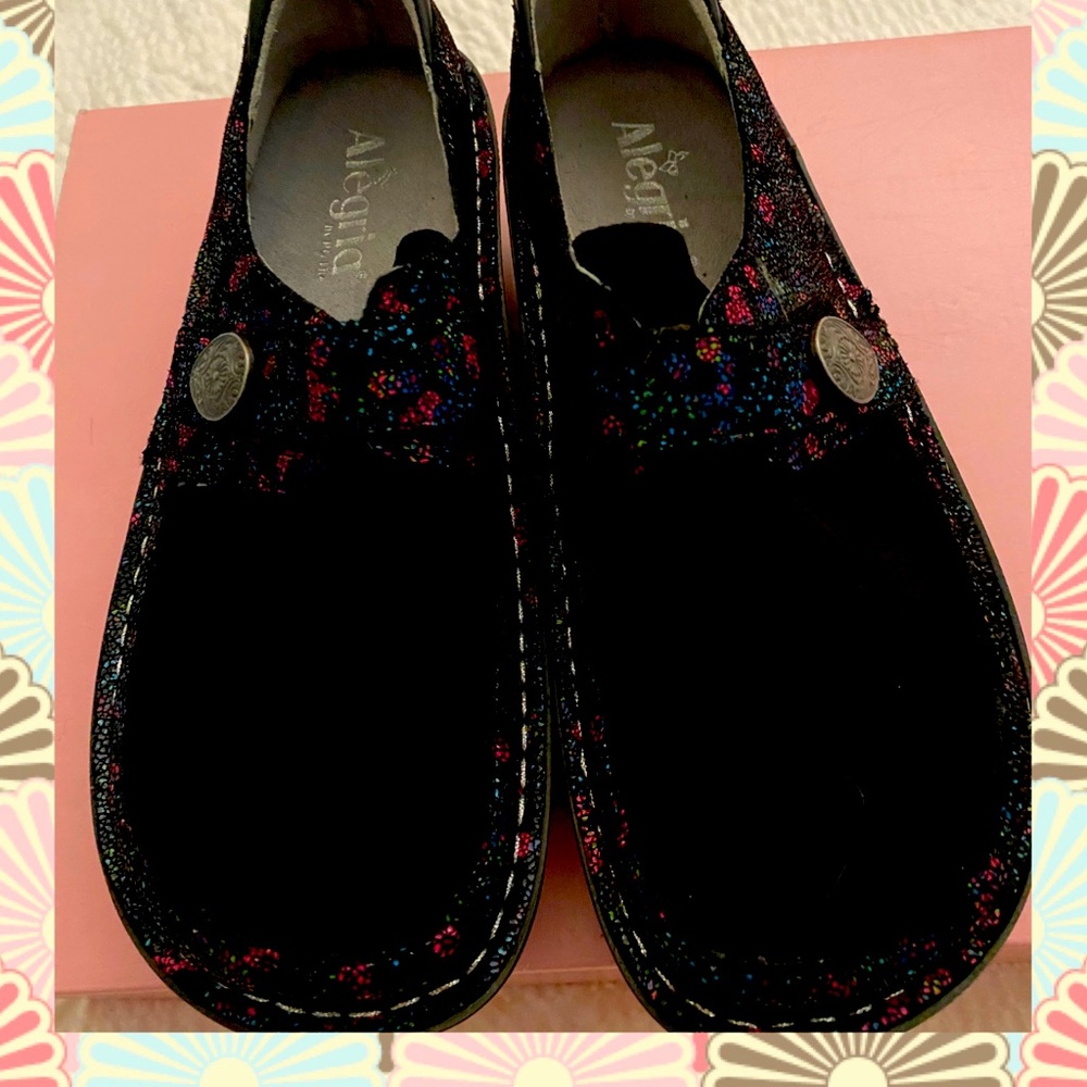 Algeria  Leather Woman’s New Shoes no tags but brand New Size 7.5